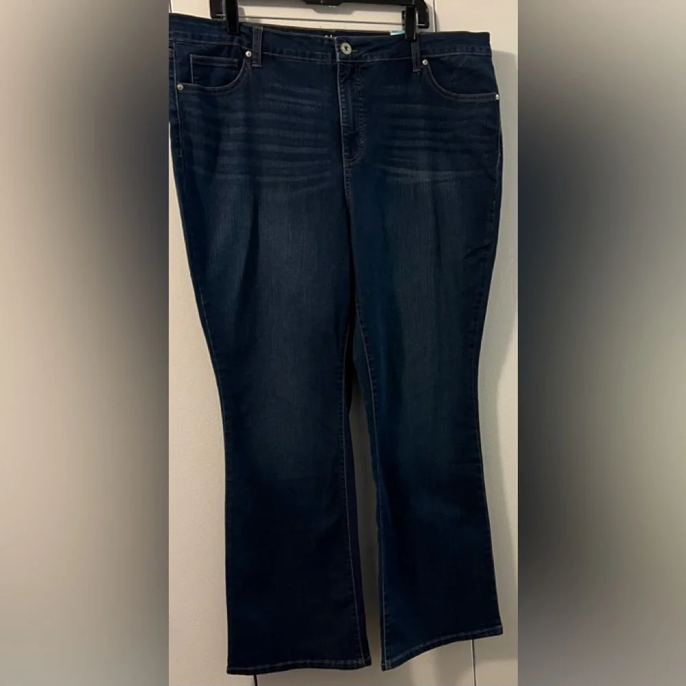 🆕 Style & Co Blue Boot Cut Denim Jeans (Size 20 W) - Picture 3 of 11